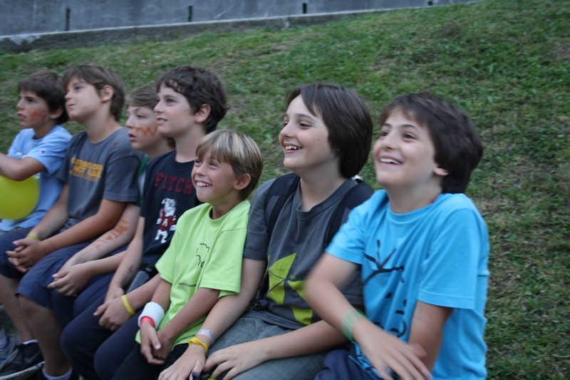 Village Camps International Summer Camp Leysin, Switzerland 2026-07-25 https://www.villagecamps.com/journals_admin/images/685-34-pet zoo.jpg